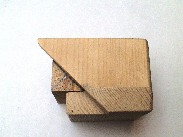 Simple End of Blank centre point marker jig in use